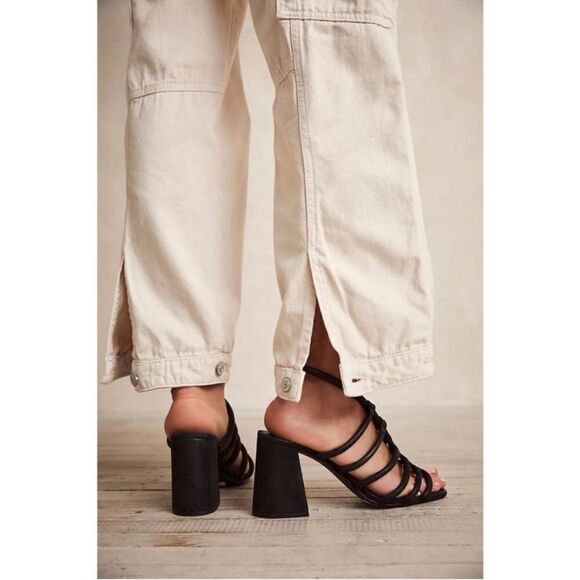 People Colette Cinched Heels Sandals/ size 39.5 - Picture 4 of 10